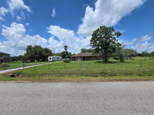 318 County Road 296d, Alvin, TX, 77511-1178 | Card Image