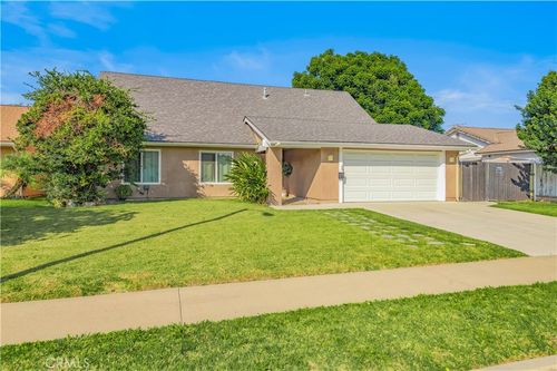 649 Heather Ave, Placentia, CA, 92870-3228 | Card Image