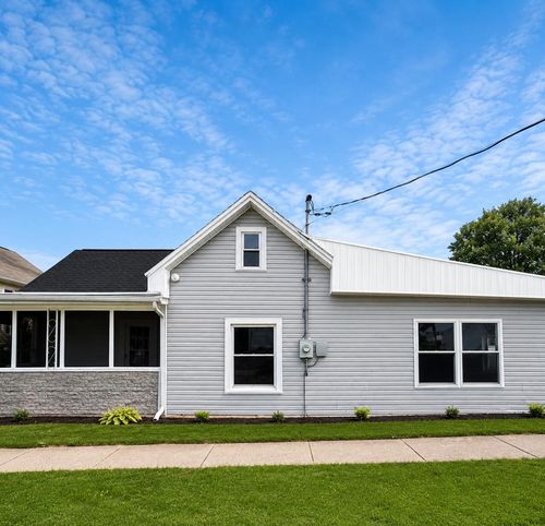 518 Locust St, Saint Marys, OH, 45885-1663 | Card Image