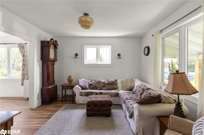 1866 Warminster Sideroad Dr, House other with 3 bedrooms, 2 bathrooms and 12 parking in Warminster ON | Image 12