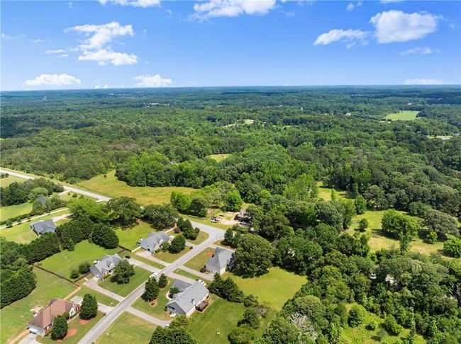 27 Kendall Creek Dr, House other with 3 bedrooms, 2 bathrooms and null parking in Jefferson GA | Image 54