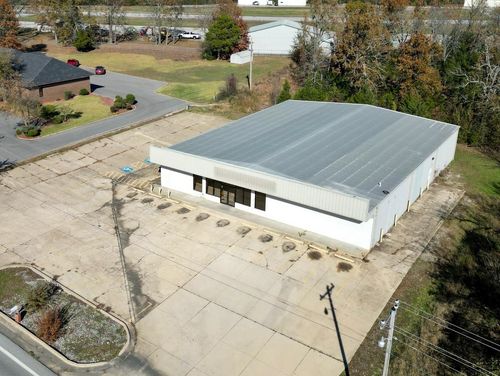 712 S Bend Dr, Horseshoe Bend, AR, 72512-3739 | Card Image