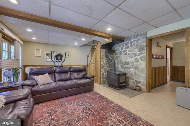 402 Swamp Rd, House other with 3 bedrooms, 2 bathrooms and null parking in MORGANTOWN PA | Image 23