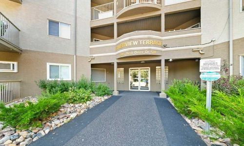 202-245 Red Deer Dr Sw, Medicine Hat, AB, T1A8P4 | Card Image