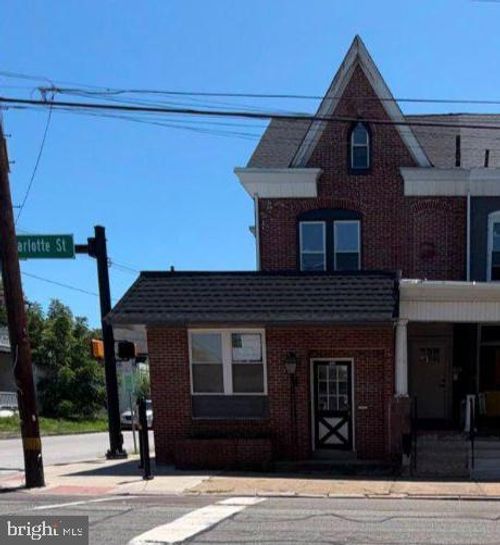 404 N Charlotte St, Pottstown, PA, 19464-5377 | Card Image
