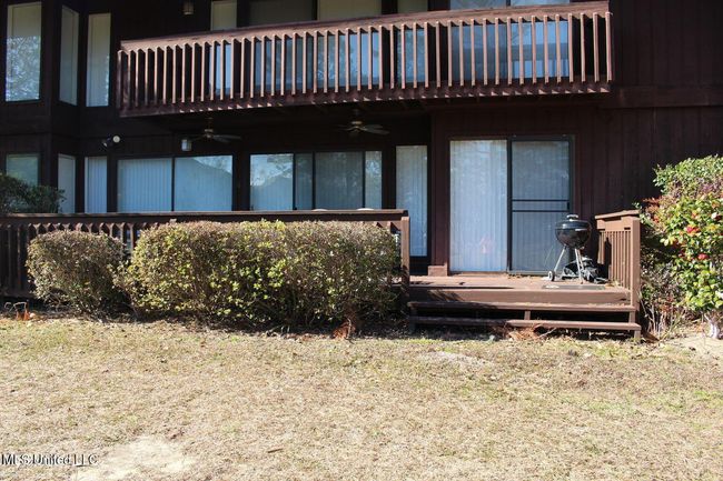 156 lanai 42 | Image 16