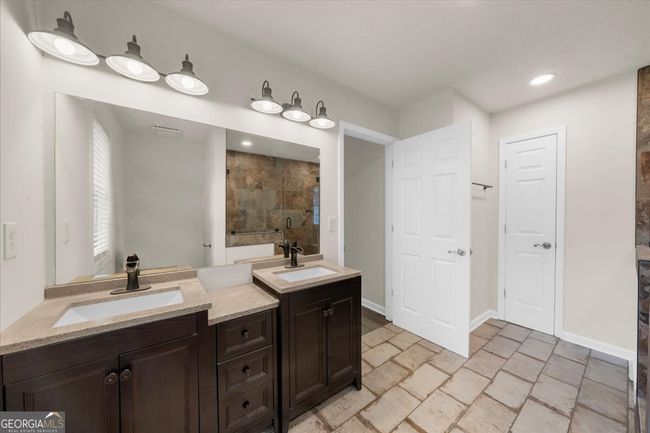 6715 N Glen Dr, House other with 4 bedrooms, 3 bathrooms and null parking in Cumming GA | Image 24