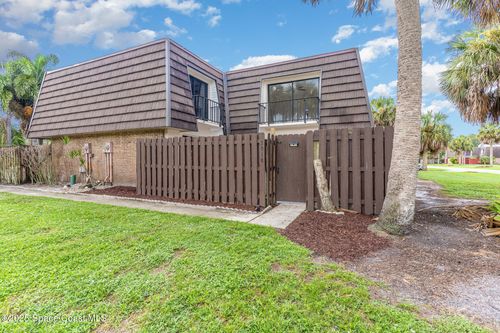 2018 Vista Oaks Cir Ne, Palm Bay, FL, 32905-3122 | Card Image