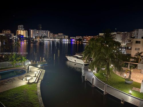 apt-3c-1900 Diana Dr, Hallandale Beach, FL, 33009-4715 | Card Image