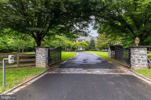 107 E Mill Rd, FLOURTOWN, PA, 19031-1628 | Card Image