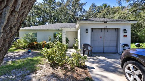 324 N Caroline St, Daytona Beach, FL, 32114-3020 | Card Image