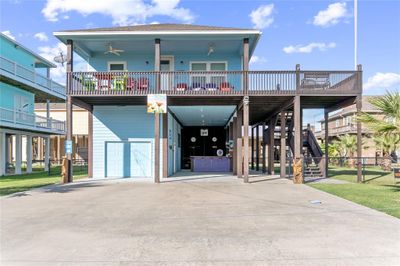 984 Crane Lane, House other with 2 bedrooms, 2 bathrooms and null parking in Crystal Beach TX | Image 1