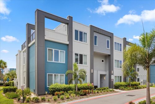 unit-120-7740 Sandy Ridge Dr, Reunion, FL, 34747-6802 | Card Image