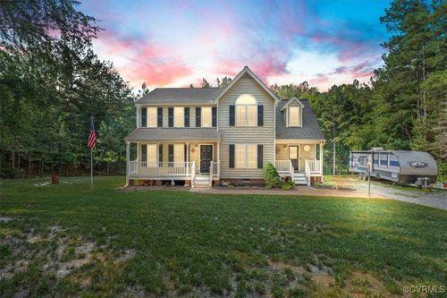 2551 Walkers Ridge Cir, Powhatan, VA, 23139-7842 | Card Image