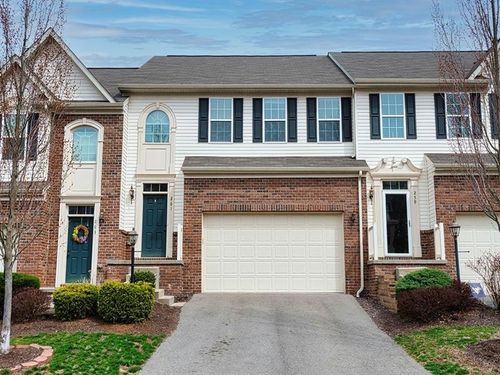 261 Broadstone Dr, Adams Twp, PA, 16046 | Card Image