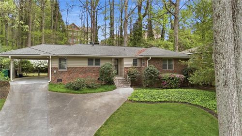 955 Vistavia Cir, Decatur, GA, 30033-3428 | Card Image
