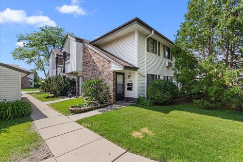 10824 W Donna Drive, Milwaukee, WI, 53224 | Card Image