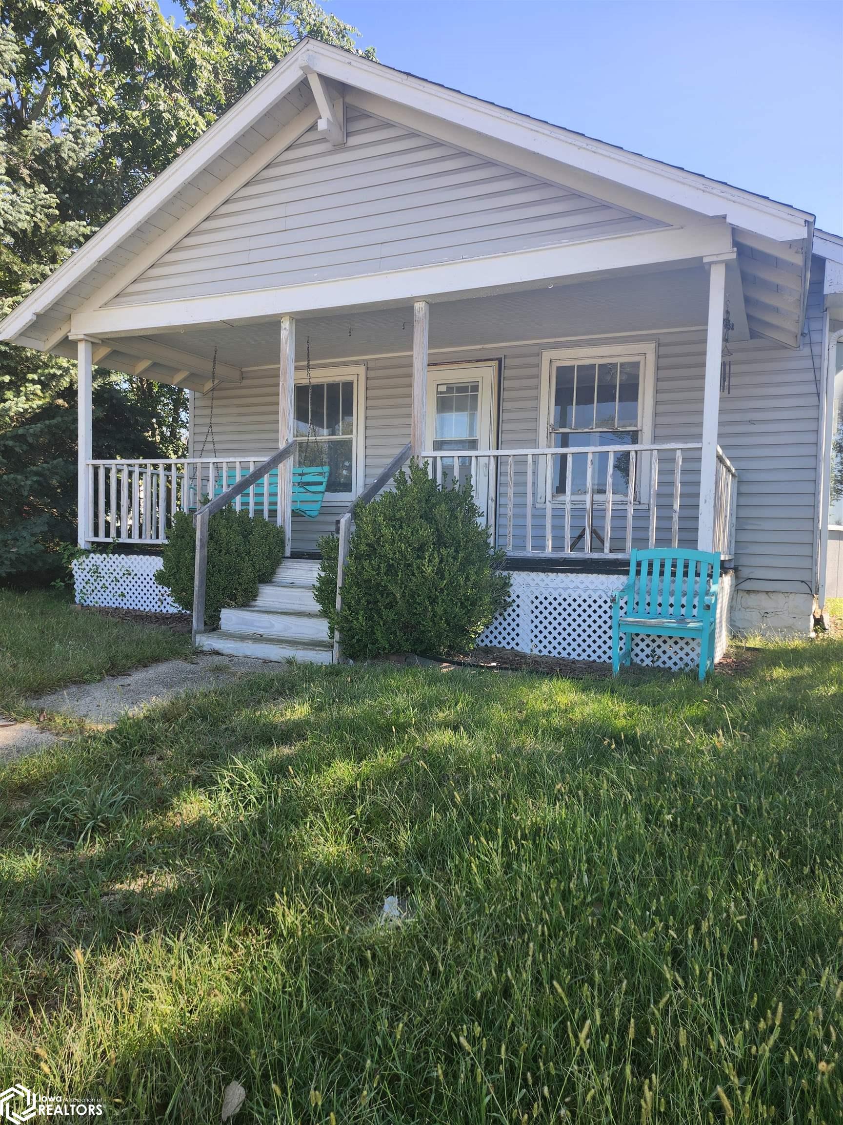 Main St, Osceola, IA 50213