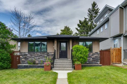 2136 26 Avenue Sw, Calgary, AB, T2T1E6 | Card Image
