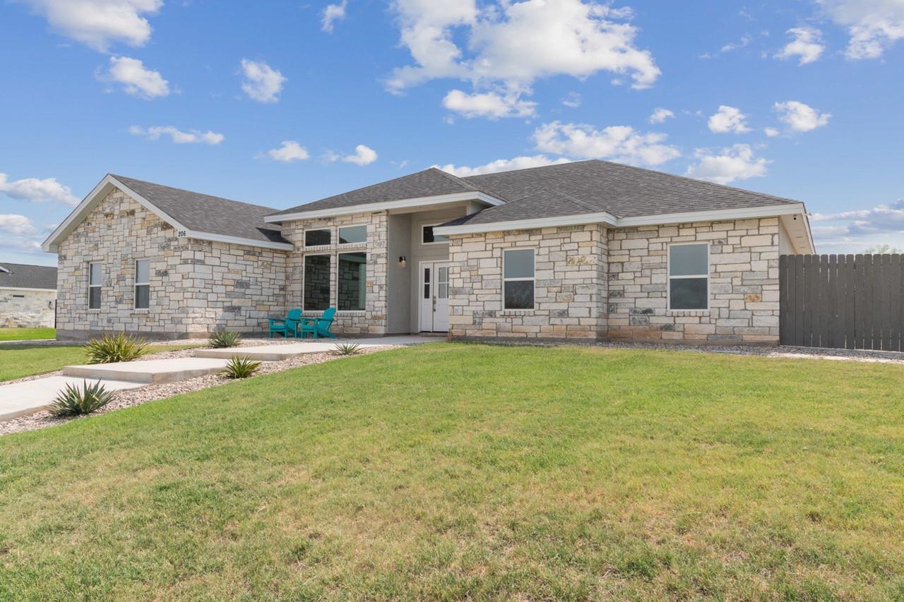 Residential in Del Rio 5