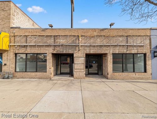 10425 W Warren Ave, Dearborn, MI, 48126-1660 | Card Image