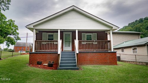 2009 Tenneva St, Kingsport, TN, 37665-1147 | Card Image