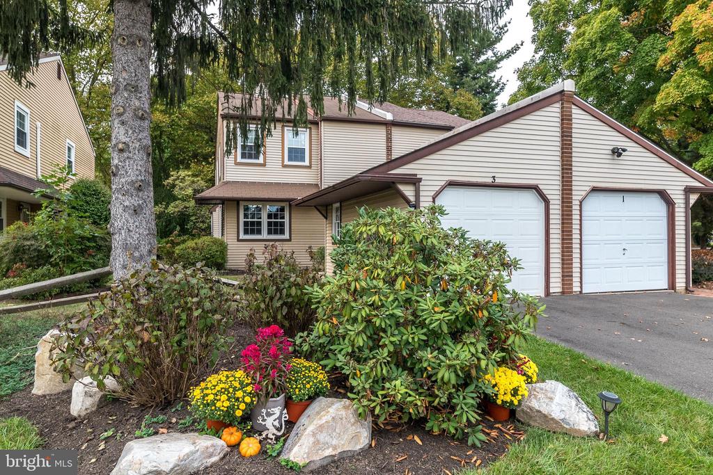 Sandy Ridge Dr, Doylestown, PA 18901