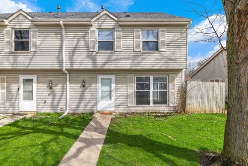 n-9 Fernwood Dr, Bolingbrook, IL, 60440 | Card Image