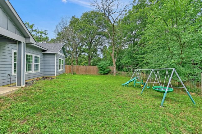 615 W Brock St, House other with 3 bedrooms, 2 bathrooms and null parking in Denison TX | Image 22