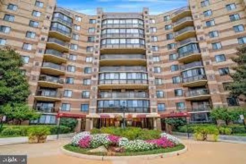unit-705-8350 Greensboro Dr, MCLEAN, VA, 22102-3548 | Card Image