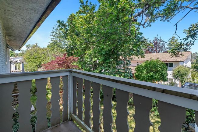 1736 Feltham Rd, House other with 6 bedrooms, 4 bathrooms and 4 parking in Saanich BC | Image 19