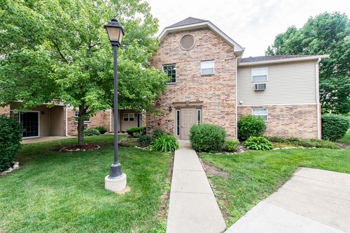 2g-1551 W Crystal Rock Ct, Round Lake Beach, IL, 60073-4638 | Card Image