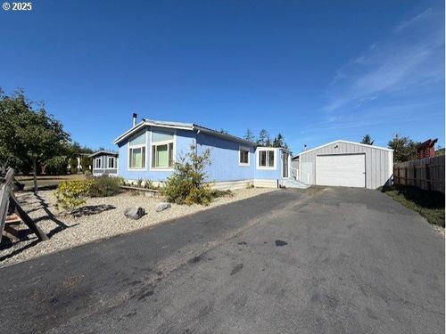 2930 Knott Ter, Coos Bay, OR, 97420-3561 | Card Image