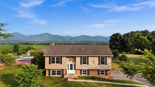 4789 Lawyer Rd, MCGAHEYSVILLE, VA, 22840-2743 | Card Image