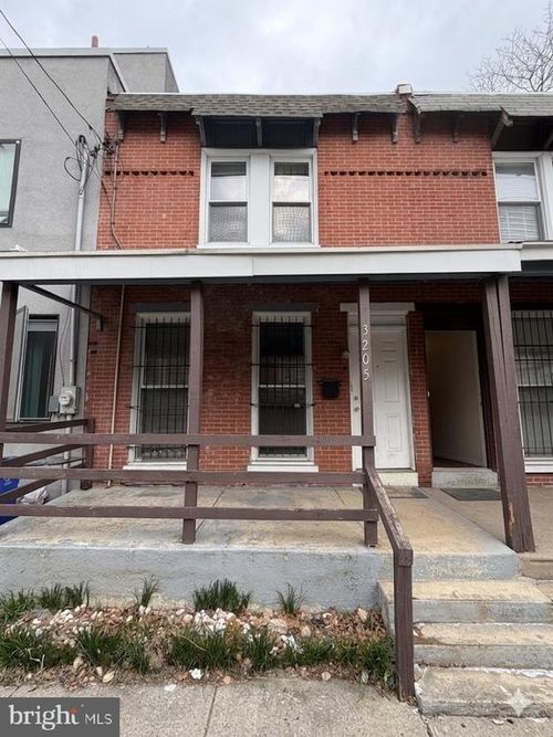 3205 Pearl St, PHILADELPHIA, PA, 19104-2522 | Card Image