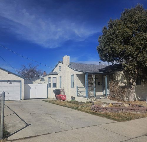 1640 E 1st St, Casper, WY, 82601-2711 | Card Image