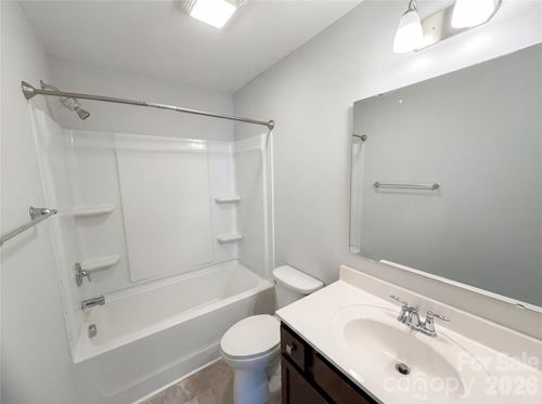 8004 Camden Xing, Lowell, NC, 28098-0015 | Card Image