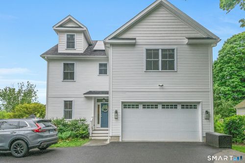 210 High Ridge Ave, Ridgefield, CT, 06877-4427 | Card Image