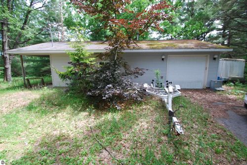 1256 N Plank Road, Tawas City, MI, 48763 | Card Image