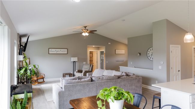 406 S Birch Ave, House other with 3 bedrooms, 2 bathrooms and null parking in Marshfield WI | Image 5