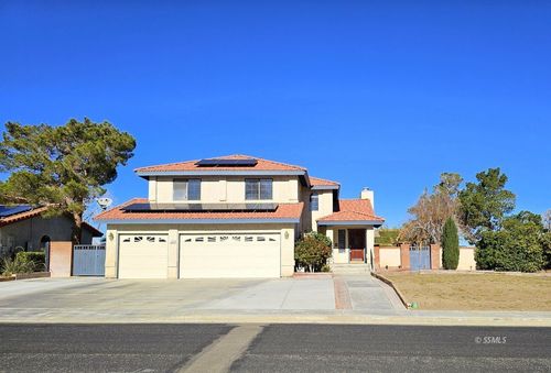 308 W Cielo Ave, Ridgecrest, CA, 93555-7669 | Card Image