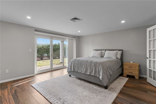 APT-5 - 400 Meshanticut Valley Pkwy, Condo with 2 bedrooms, 3 bathrooms and 2 parking in Cranston RI | Image 27