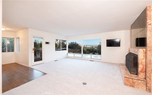 4227 Miramonte Place, Riverside, CA, 92501 | Card Image