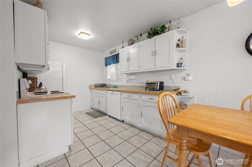 422-2210 26th St Nw, Long Beach, WA, 98631 | Card Image
