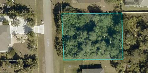 508 Hibiscus Ave, Lehigh Acres, FL, 33972-7827 | Card Image