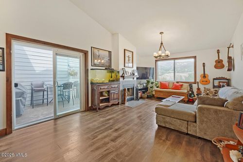 95 Meile Ln, Edwards, CO, 81632-5383 | Card Image