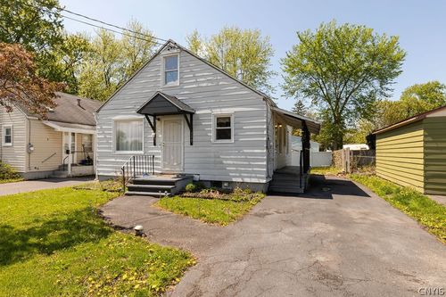 117 Pinkerton St, Liverpool, NY, 13088-6541 | Card Image