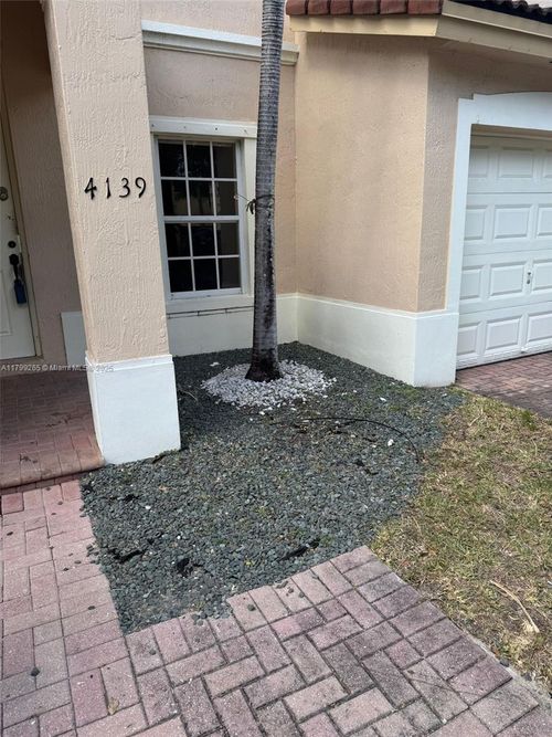 4139 Ne 26th St, Homestead, FL, 33033-5155 | Card Image
