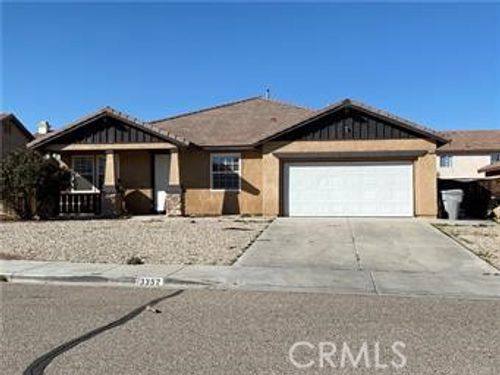 13352 Pleasant View Ave, Hesperia, CA, 92344 | Card Image