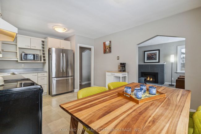 211 Trowbridge Ave, House other with 4 bedrooms, 2 bathrooms and 4 parking in London ON | Image 11